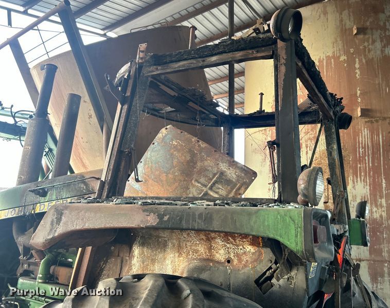 image for item DO1043 1983 John Deere 4450 tractor