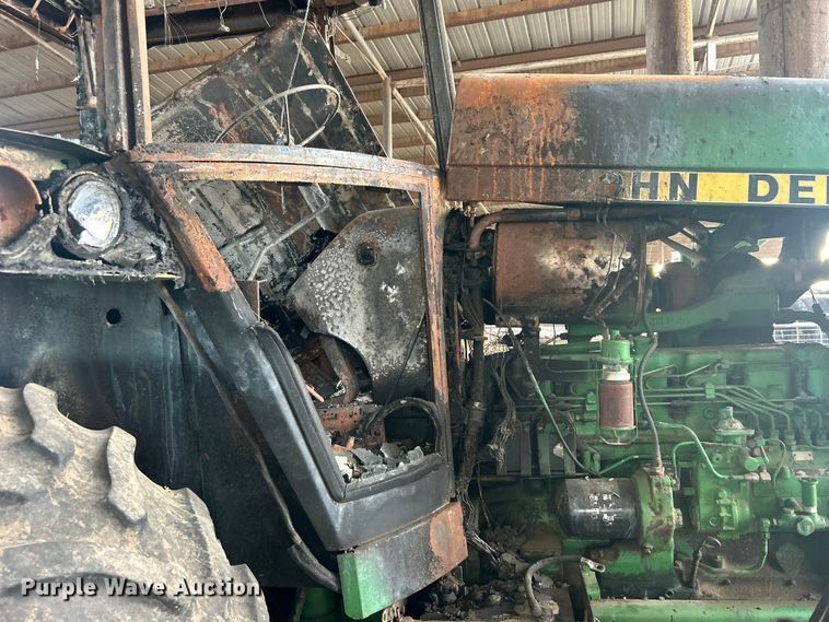 image for item DO1043 1983 John Deere 4450 tractor