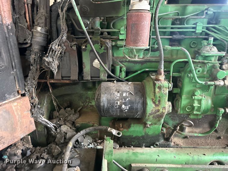 image for item DO1043 1983 John Deere 4450 tractor