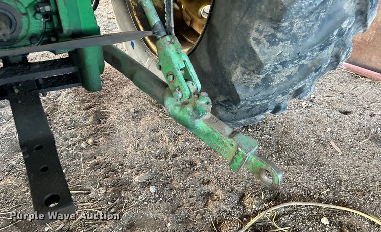 image for item DO1043 1983 John Deere 4450 tractor