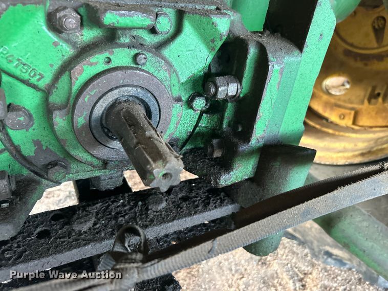 image for item DO1043 1983 John Deere 4450 tractor