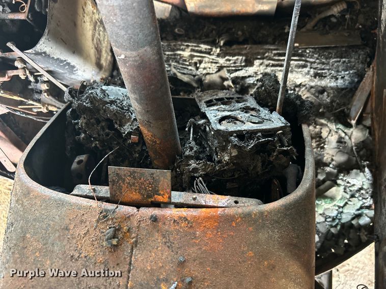 image for item DO1043 1983 John Deere 4450 tractor