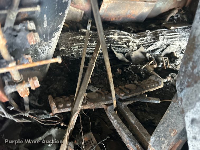 image for item DO1043 1983 John Deere 4450 tractor