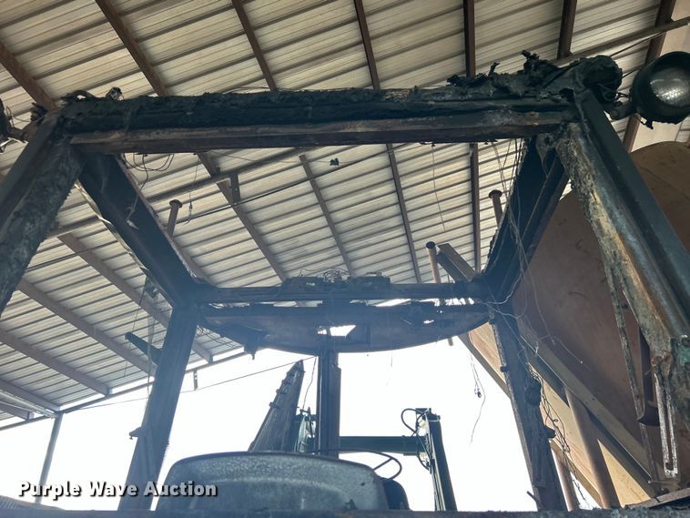 image for item DO1043 1983 John Deere 4450 tractor