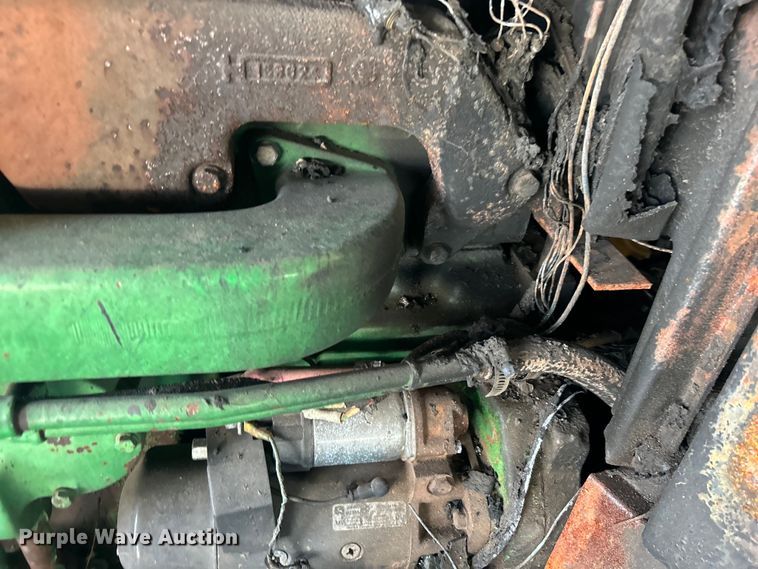 image for item DO1043 1983 John Deere 4450 tractor