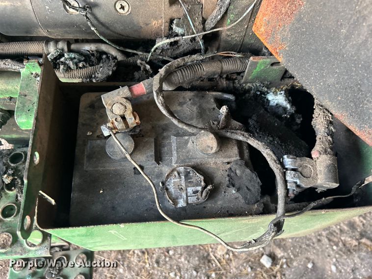 image for item DO1043 1983 John Deere 4450 tractor