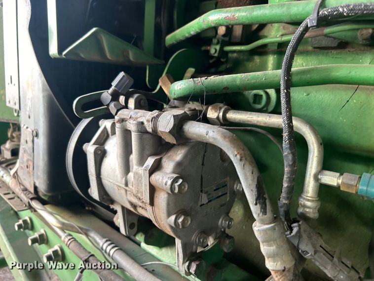 image for item DO1043 1983 John Deere 4450 tractor