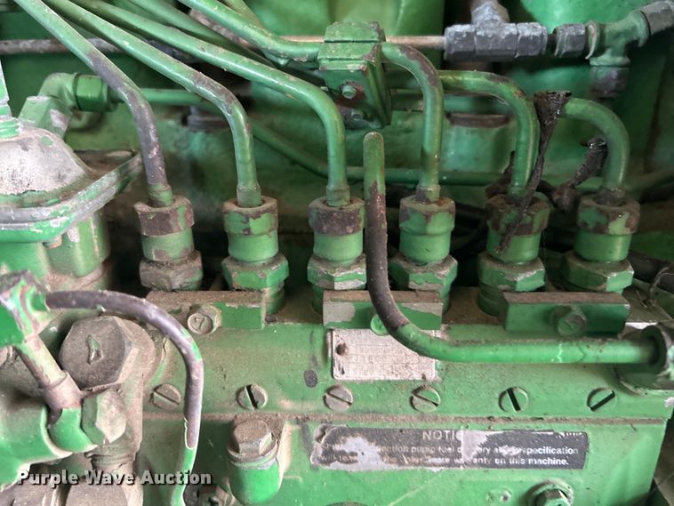 image for item DO1043 1983 John Deere 4450 tractor