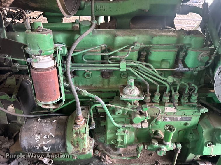 image for item DO1043 1983 John Deere 4450 tractor