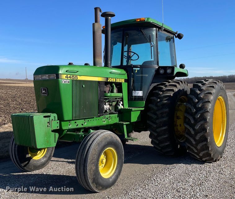 image for item DP0291 1990 John Deere  4455 tractor