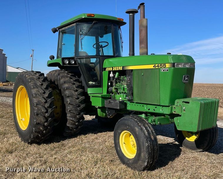 image for item DP0291 1990 John Deere  4455 tractor