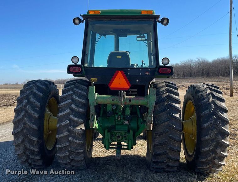 image for item DP0291 1990 John Deere  4455 tractor