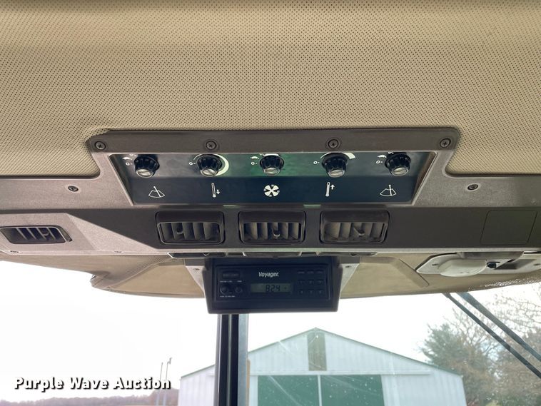 image for item DP0291 1990 John Deere  4455 tractor