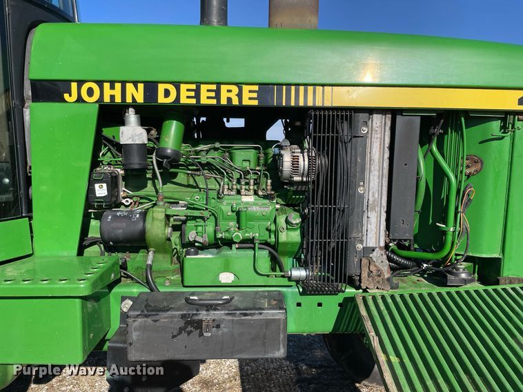 image for item DP0291 1990 John Deere  4455 tractor