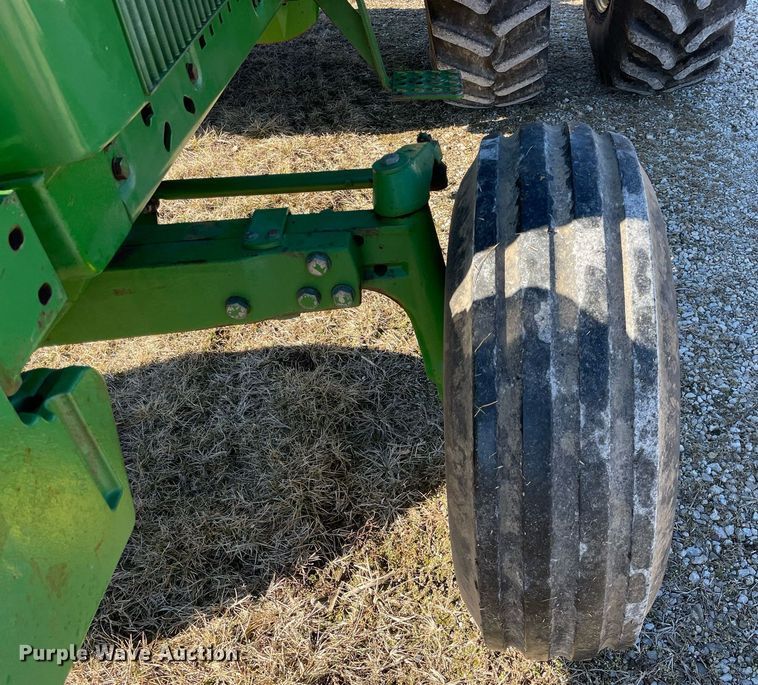 image for item DP0291 1990 John Deere  4455 tractor