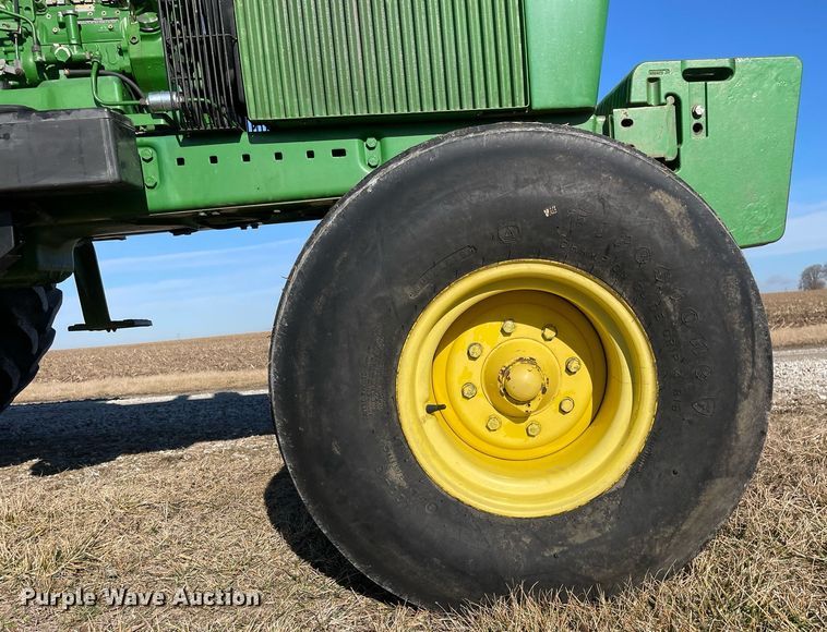 image for item DP0291 1990 John Deere  4455 tractor