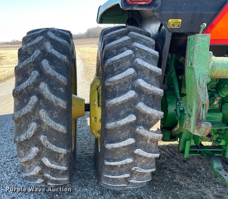 image for item DP0291 1990 John Deere  4455 tractor