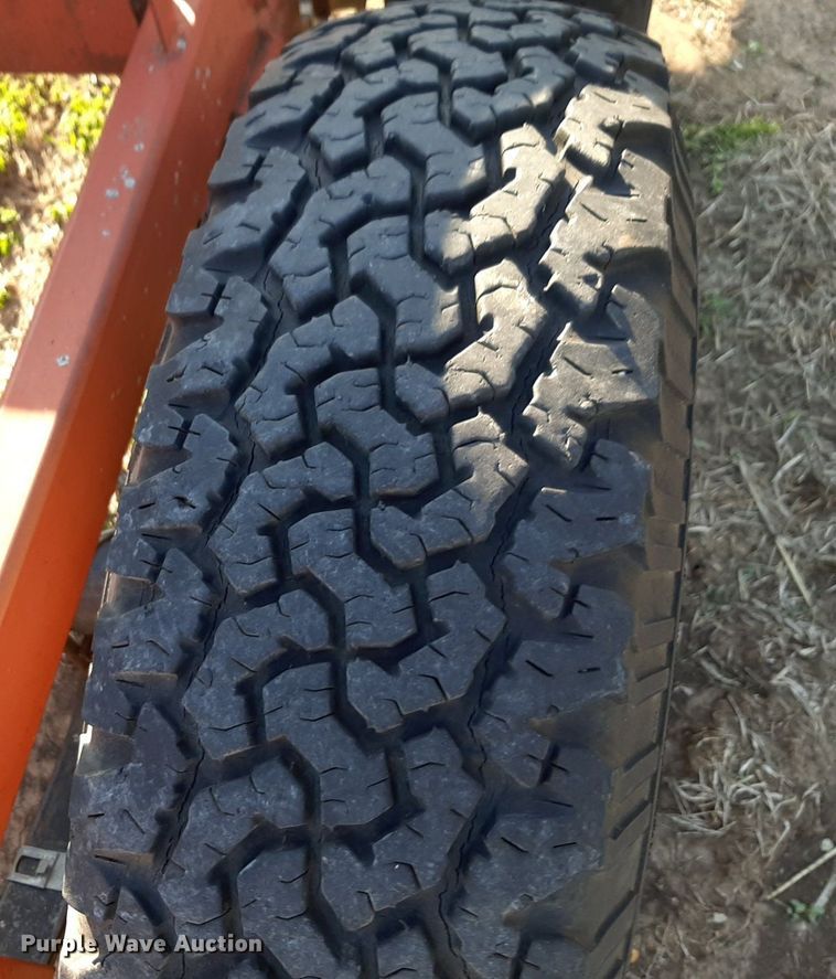 image for item DP2720 Hay trailer