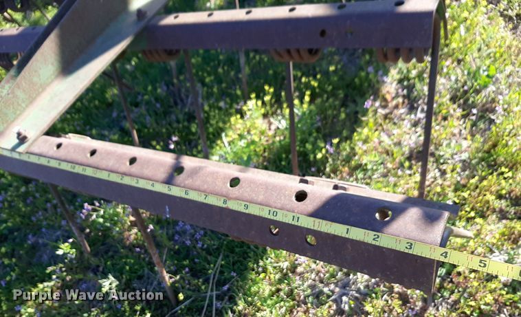 image for item DP2723 John Deere 960 field cultivator