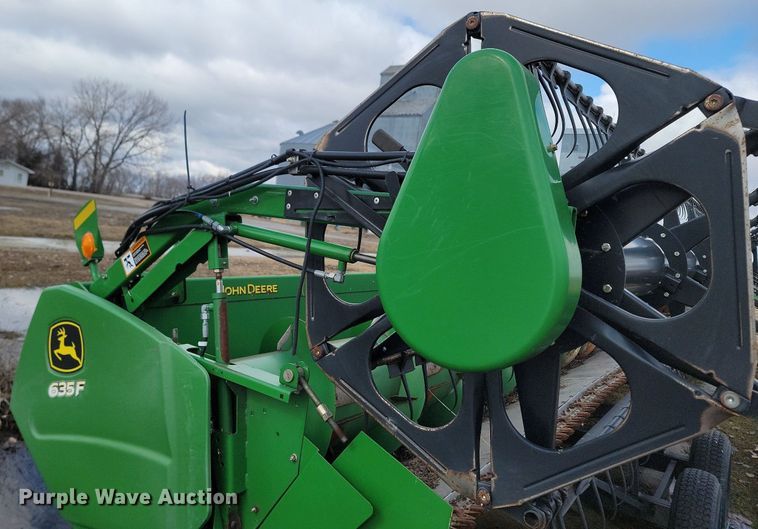 image for item DP3431 2009 John Deere 635F Hydraflex flex head