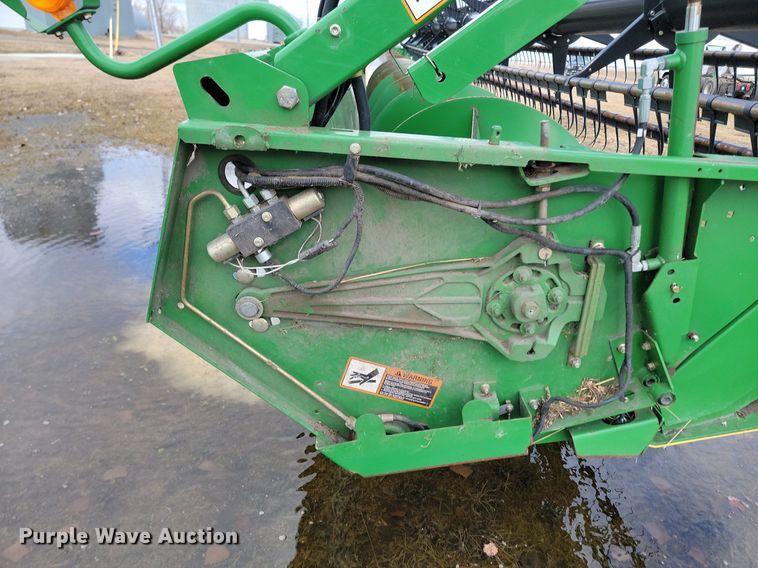 image for item DP3431 2009 John Deere 635F Hydraflex flex head