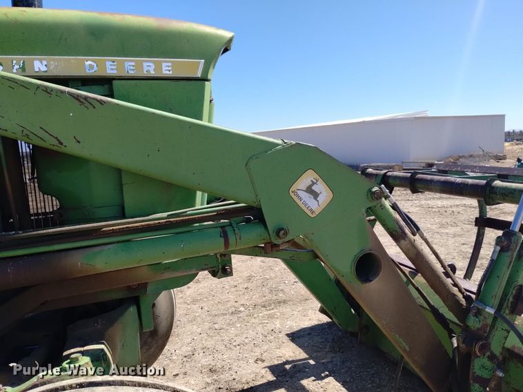 image for item DQ6030 1971 John Deere 4620 tractor