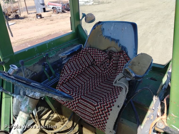 image for item DQ6030 1971 John Deere 4620 tractor