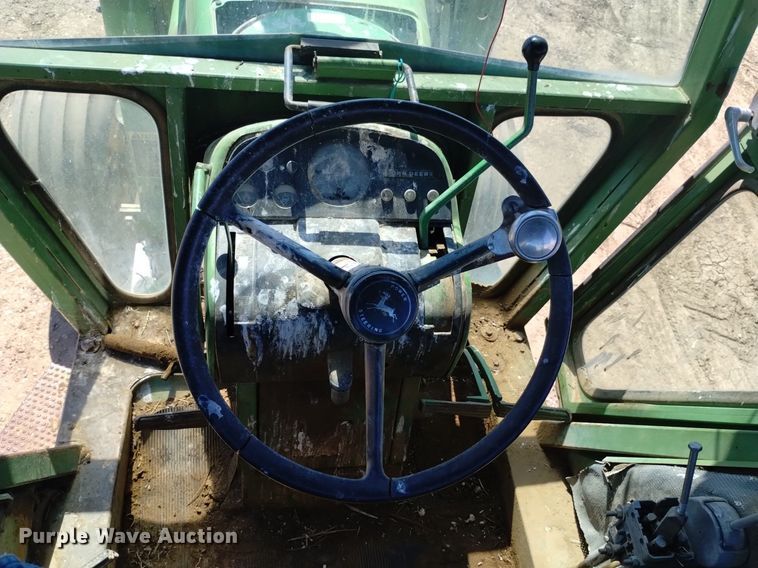 image for item DQ6030 1971 John Deere 4620 tractor