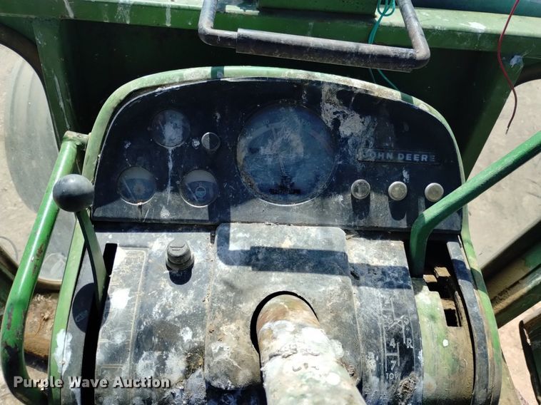 image for item DQ6030 1971 John Deere 4620 tractor