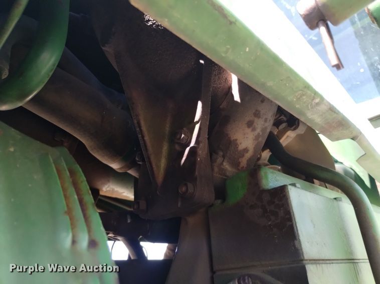 image for item DQ6030 1971 John Deere 4620 tractor