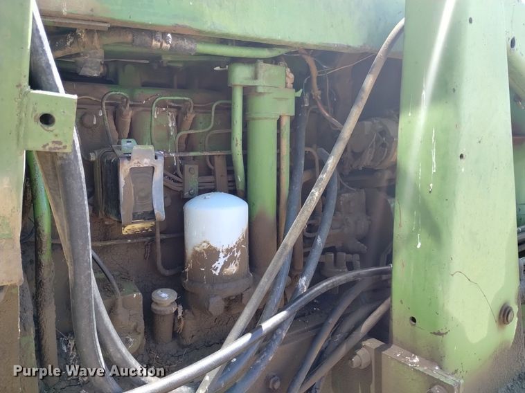 image for item DQ6030 1971 John Deere 4620 tractor