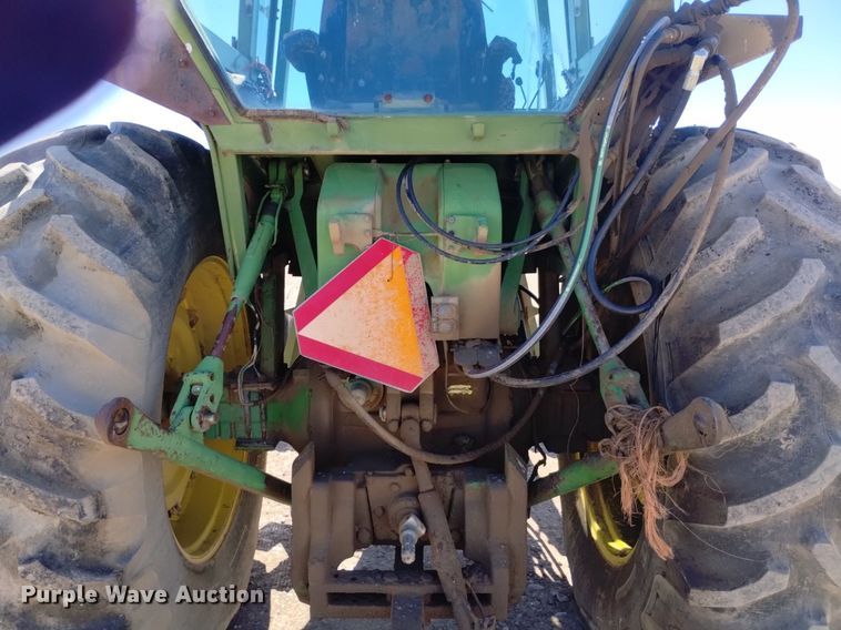 image for item DQ6030 1971 John Deere 4620 tractor