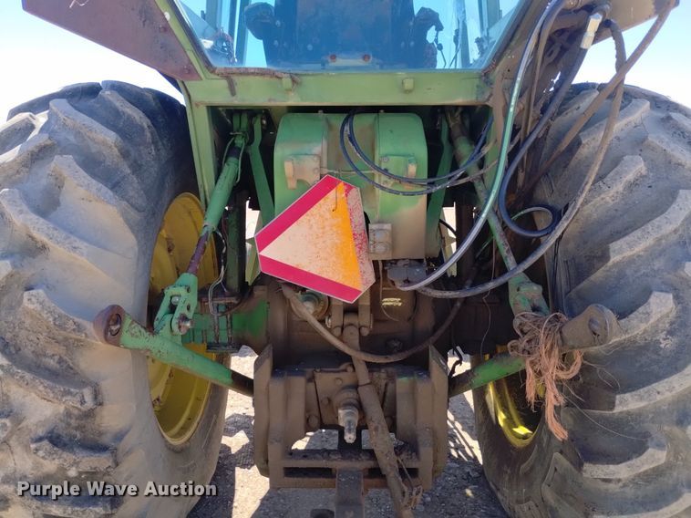 image for item DQ6030 1971 John Deere 4620 tractor