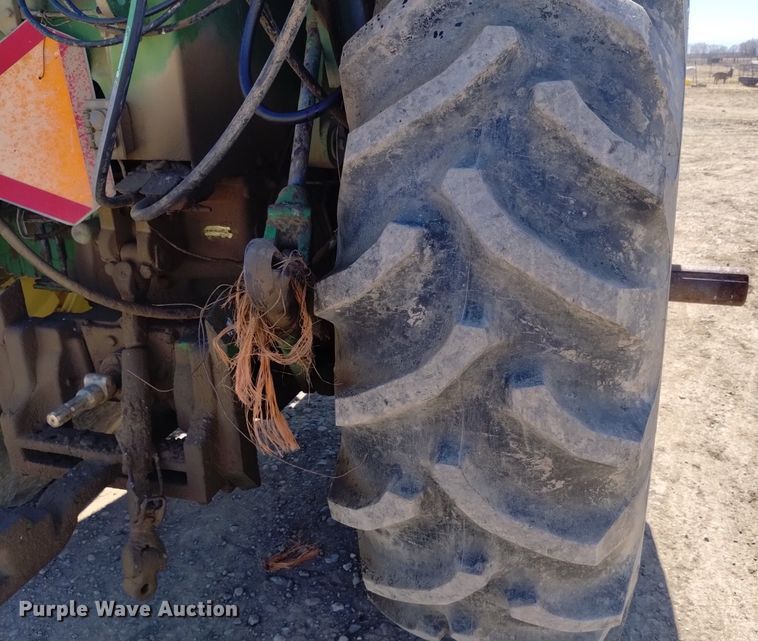 image for item DQ6030 1971 John Deere 4620 tractor