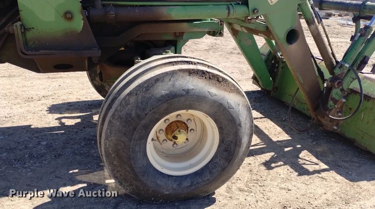 image for item DQ6030 1971 John Deere 4620 tractor