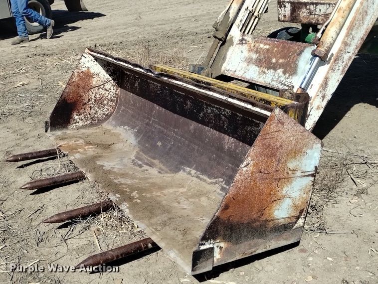 image for item DQ6033 1966 John Deere 2510 tractor