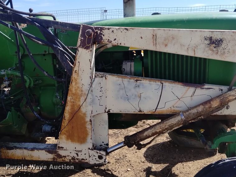 image for item DQ6033 1966 John Deere 2510 tractor