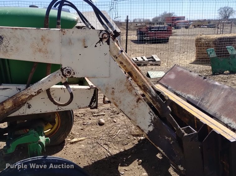 image for item DQ6033 1966 John Deere 2510 tractor