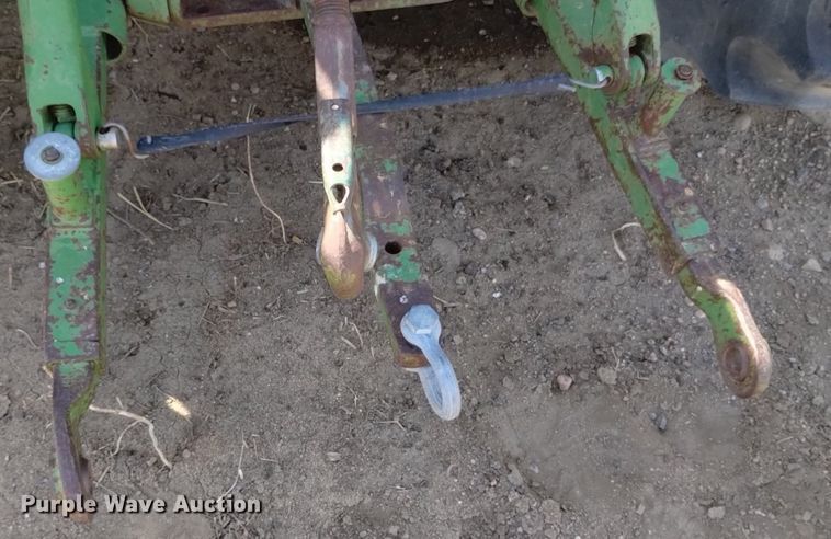 image for item DQ6033 1966 John Deere 2510 tractor