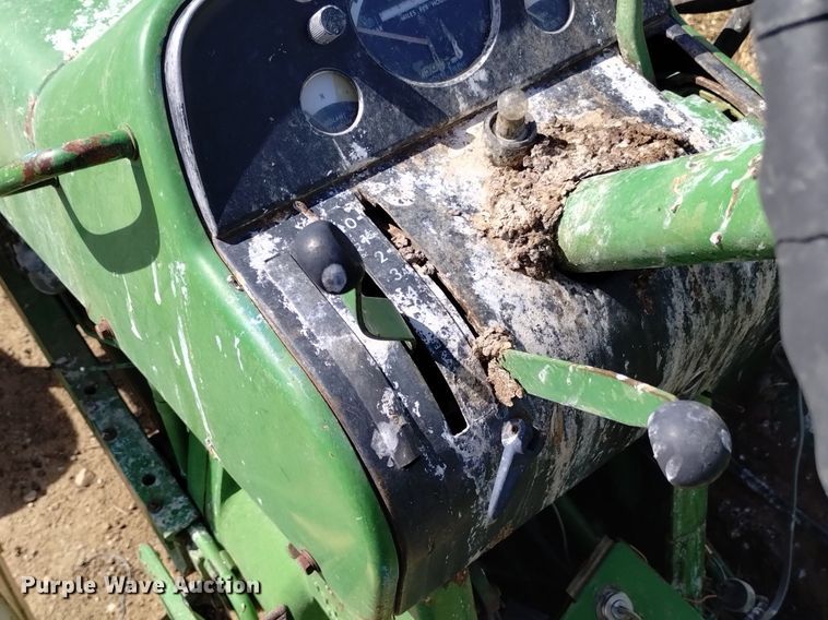 image for item DQ6033 1966 John Deere 2510 tractor