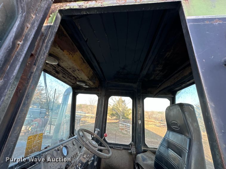 image for item DQ6418 1976 Steiger  Cougar III ST251 4WD tractor