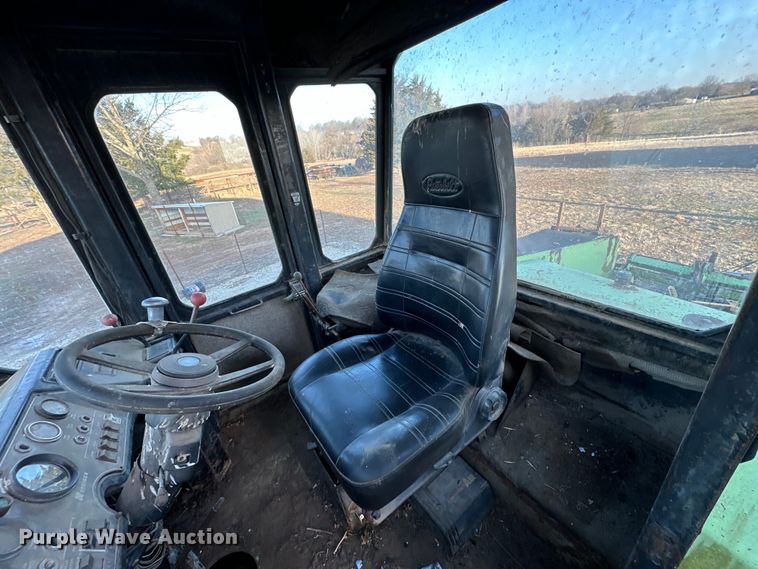 image for item DQ6418 1976 Steiger  Cougar III ST251 4WD tractor