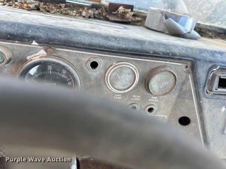 image for item DQ6418 1976 Steiger  Cougar III ST251 4WD tractor