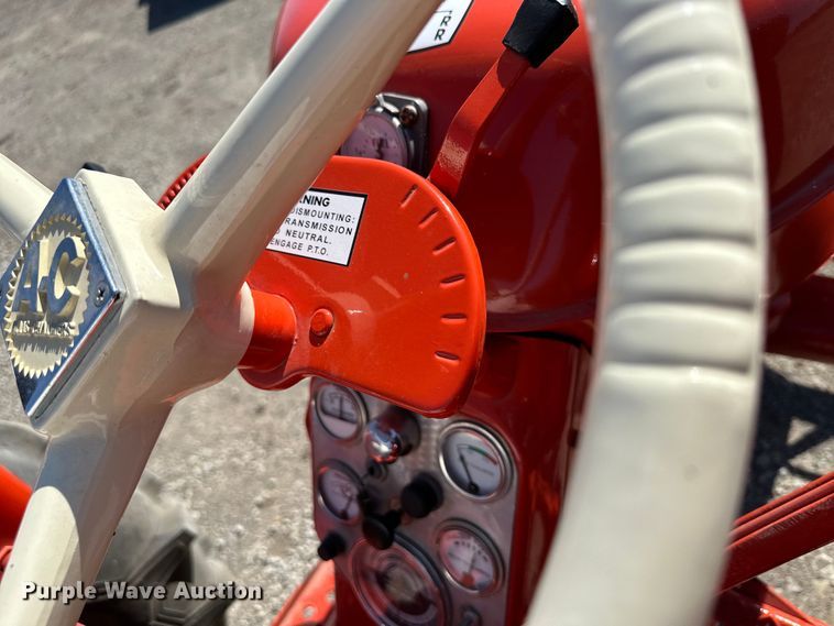 image for item DQ6438 Allis Chalmers D15 Series 2 tractor