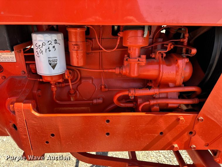 image for item DQ6438 Allis Chalmers D15 Series 2 tractor