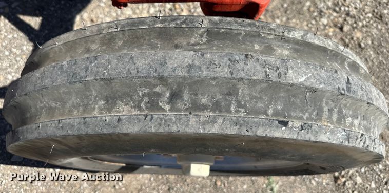 image for item DQ6438 Allis Chalmers D15 Series 2 tractor