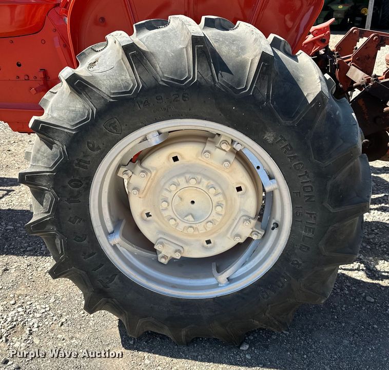 image for item DQ6438 Allis Chalmers D15 Series 2 tractor