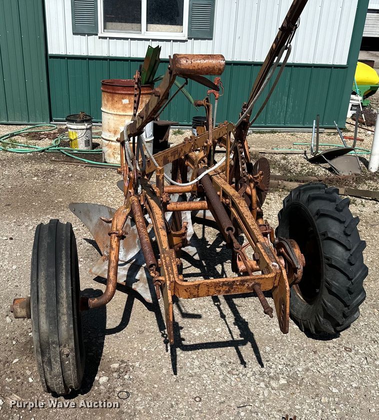 image for item DQ6440 Allis Chalmers three bottom plow 