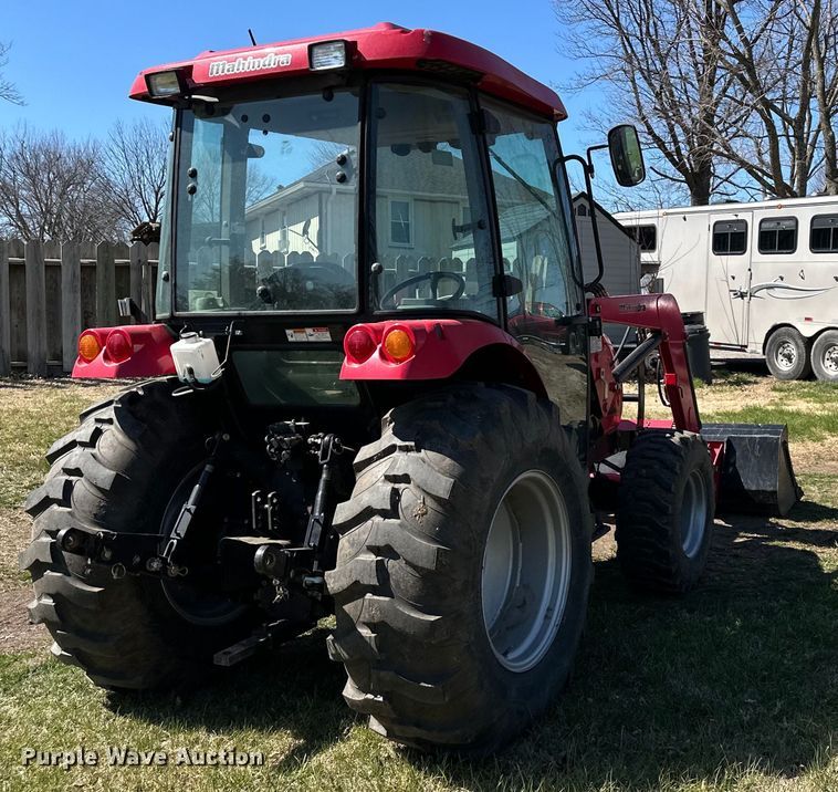 image for item DQ6453 2011 Mahindra  5010 HST MFWD tractor