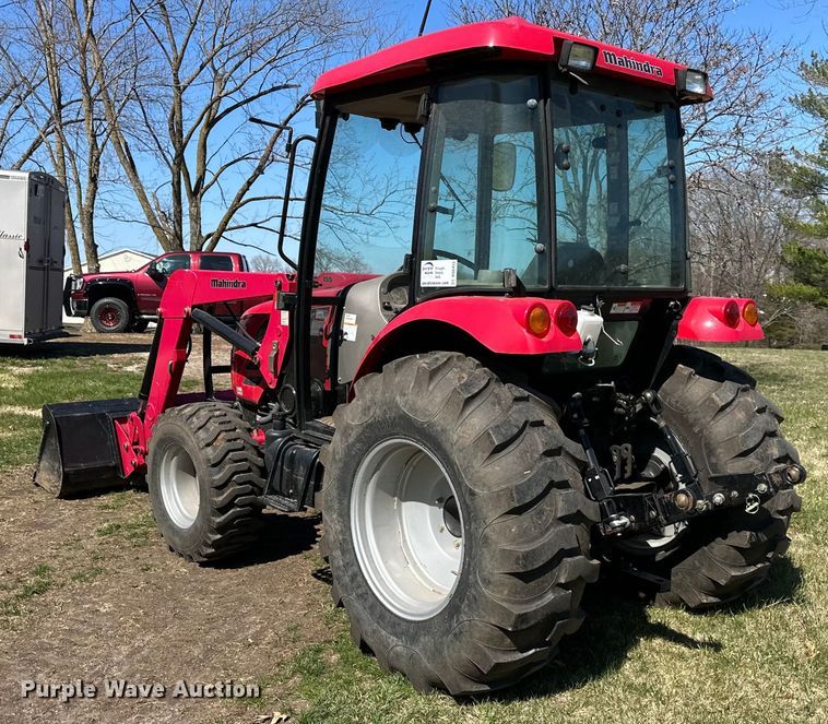 image for item DQ6453 2011 Mahindra  5010 HST MFWD tractor